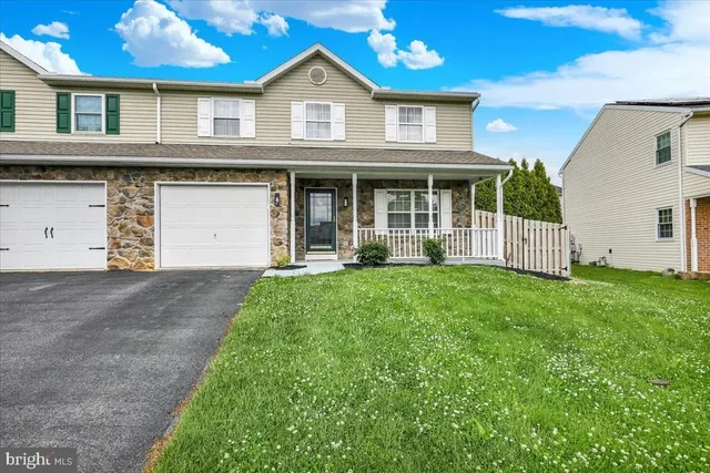 1034 Georgetown Dr, Reading