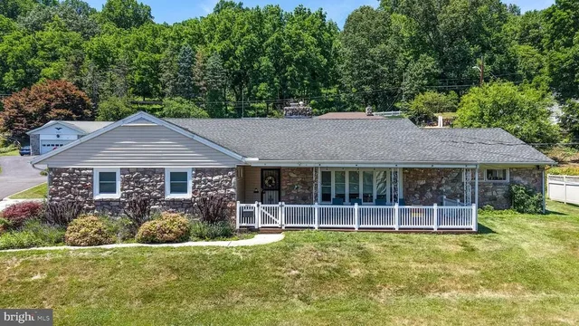 400 Friedensburg Rd, Reading