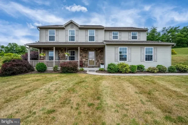 389 Eagleview Dr, MOHRSVILLE