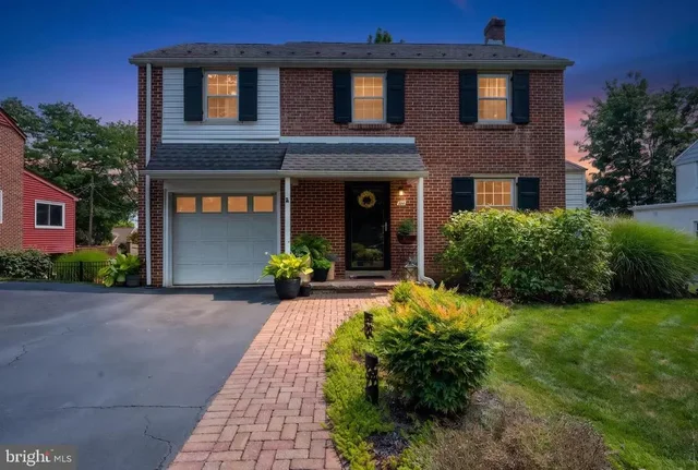 105 E 35th St, Reading