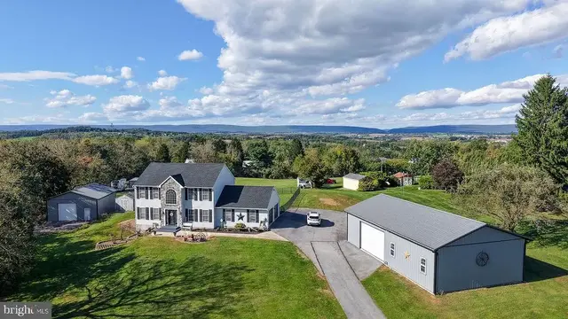 826 Bossler Rd, Leesport