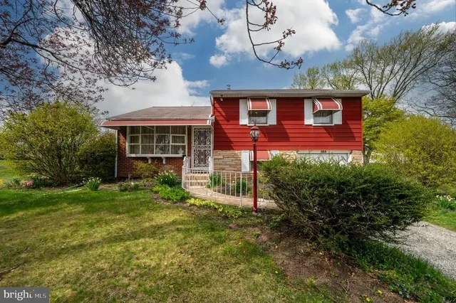 125 E 1st Ave, TRAPPE